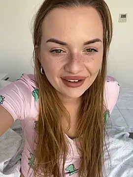 Snapshot of ElenaRebelle chatting on 03-01-26, 10:59 ElenaRebelle online show from 03-01-26, 10:59