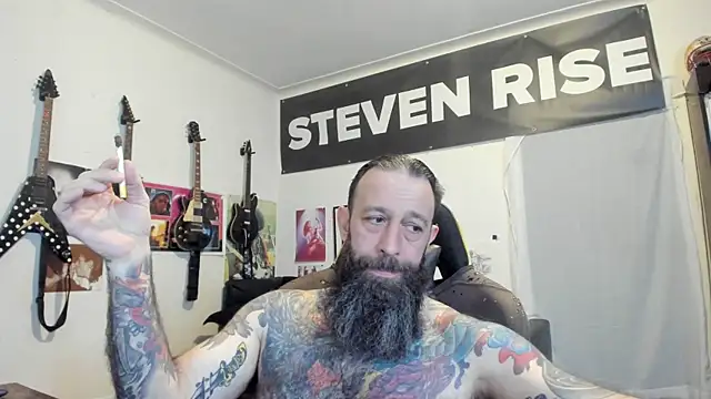 Snapshot of StevenRiseNYC chatting on 05-05-26, 12:57 StevenRiseNYC online show from 05-05-26, 12:57