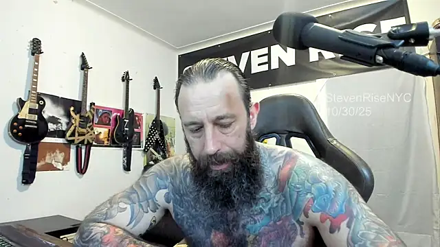 StevenRiseNYC online show from 10-31-25, 02:41