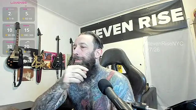 Snapshot of StevenRiseNYC chatting on 02-07-26, 12:24 StevenRiseNYC online show from 02-07-26, 12:24