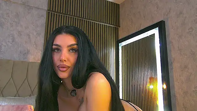 Snapshot of AmyBlair chatting on 02-10-26, 06:34 AmyBlair online show from 02-10-26, 06:34