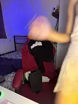 Plaxtique online show from 02-19-26, 12:02