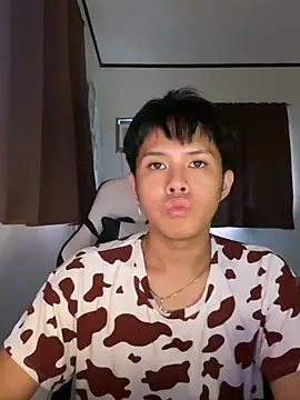 Plaxtique online show from 12-18-25, 10:57