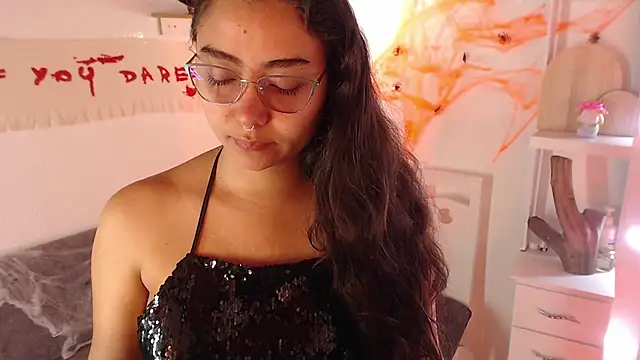  Kim  M online show from 11-01-25, 12:32