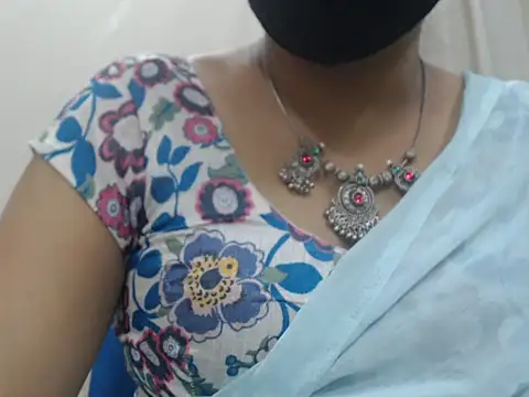 Lovely Siri 23 online show from 06-21-26, 02:12