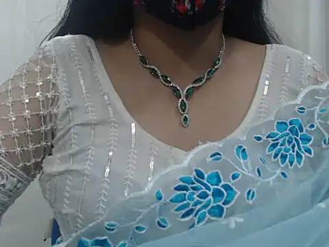 Lovely Siri 23 online show from 12-04-25, 07:46