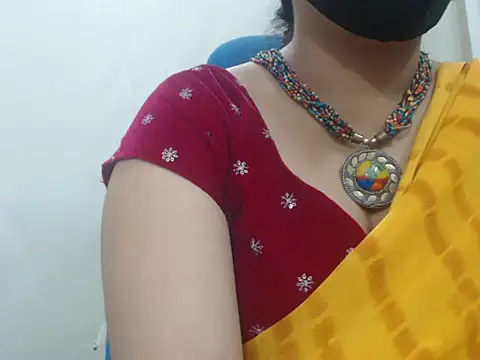Lovely Siri 23 online show from 07-10-26, 05:46