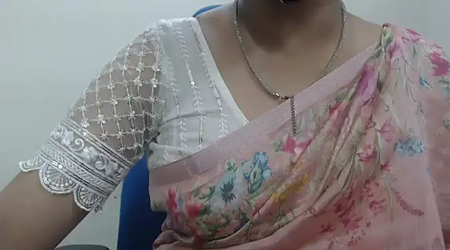 Lovely Siri 23 online show from 02-12-25, 06:19