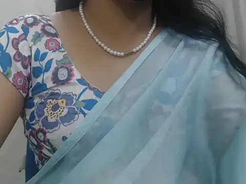 Lovely Siri 23 online show from 07-12-26, 07:53