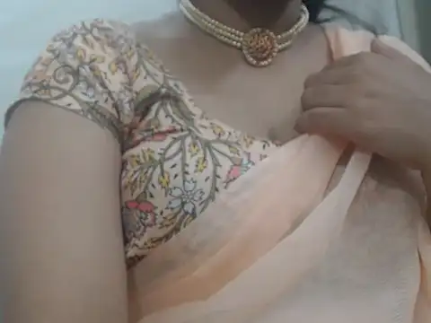 Lovely Siri 23 online show from 05-18-26, 05:23
