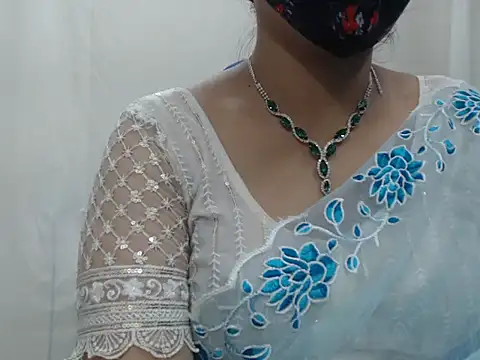 Lovely Siri 23 online show from 12-04-25, 07:18