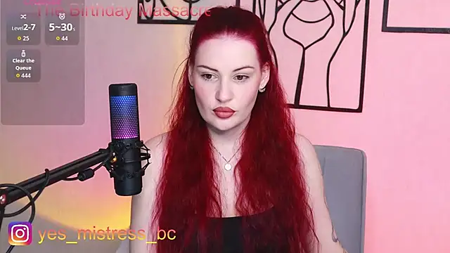 Vicky Fetish online show from 03-12-26, 07:34