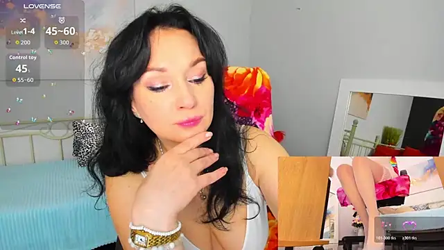 Sofia Ford online show from 04-24-26, 06:59
