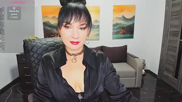 Snapshot of Sofia_Ford chatting on 09-21-25, 06:29 Sofia Ford online show from 09-21-25, 06:29