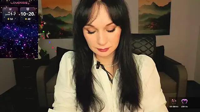 Sofia Ford online show from 12-17-25, 07:57