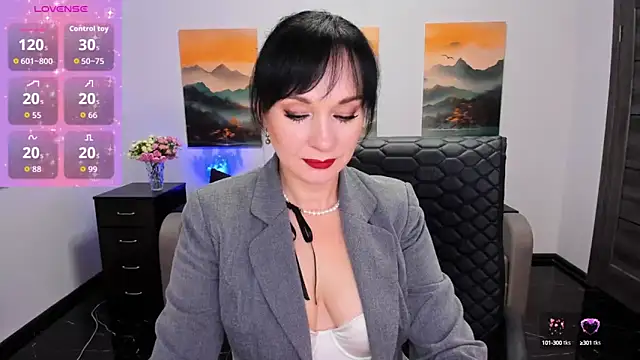 Snapshot of Sofia_Ford chatting on 10-09-25, 06:47 Sofia Ford online show from 10-09-25, 06:47