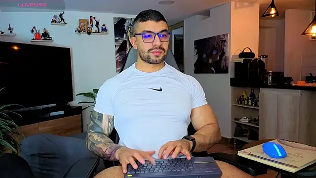 Michael Diamond online show from 12-23-25, 02:11