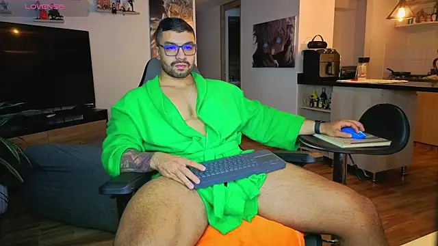 Michael Diamond online show from 11-26-25, 03:17