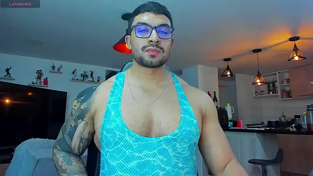 Snapshot of Michael_Diamond chatting on 03-22-25, 04:14 Michael Diamond online show from 03-22-25, 04:14