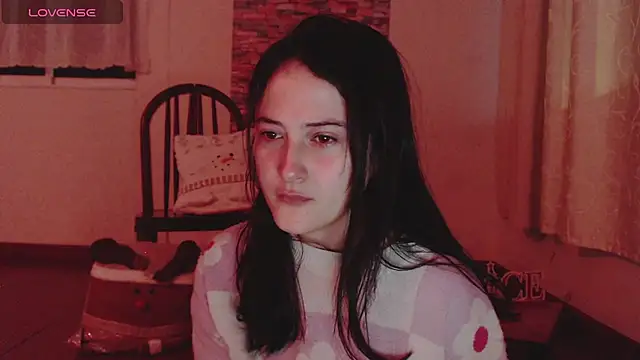 Snapshot of AlissonnFoxx chatting on 12-15-24, 09:03 AlissonnFoxx online show from 12-15-24, 09:03