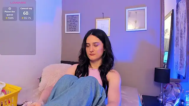 AlissonnFoxx online show from 01-17-26, 10:46