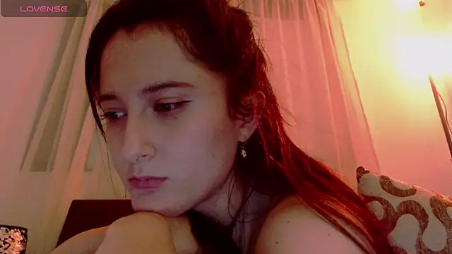 Snapshot of AlissonnFoxx chatting on 02-08-25, 04:25 AlissonnFoxx online show from 02-08-25, 04:25