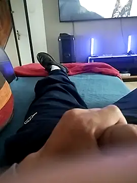 Snapshot of Juju0109 chatting on 10-27-25, 01:56 Juju0109 online show from 10-27-25, 01:56