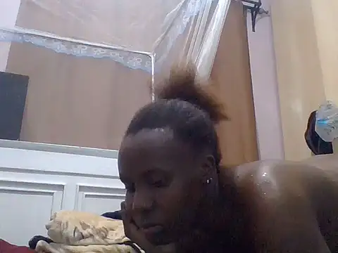 sweet-fancy online show from 07-16-26, 06:27