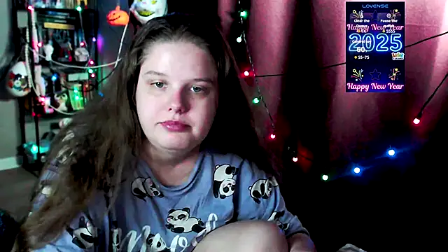 so cute777 online show from 12-18-25, 09:40