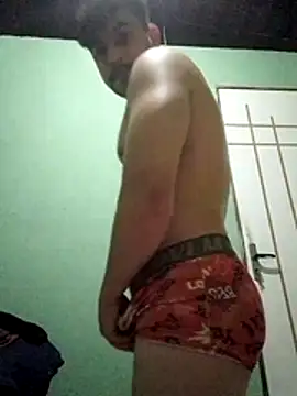 Rejoined Sugar online show from 03-19-26, 12:54