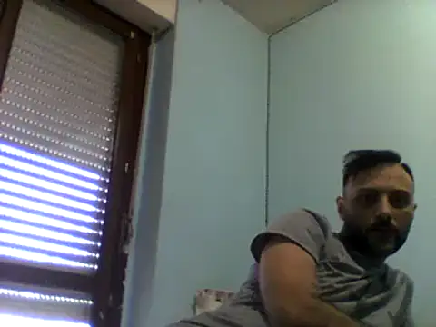 Snapshot of coppiasenzacensura chatting on 03-18-25, 03:22 coppiasenzacensura online show from 03-18-25, 03:22
