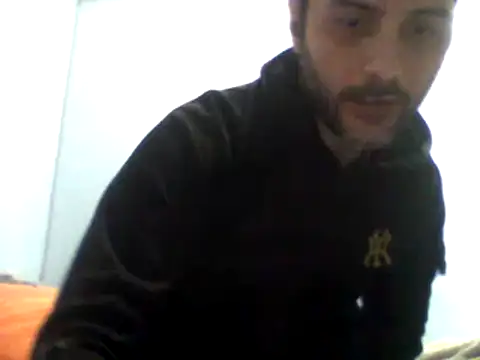 Snapshot of coppiasenzacensura chatting on 02-14-25, 03:26 coppiasenzacensura online show from 02-14-25, 03:26