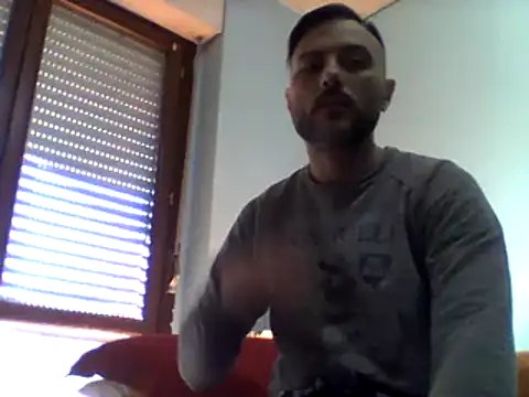 Snapshot of coppiasenzacensura chatting on 03-18-25, 07:12 coppiasenzacensura online show from 03-18-25, 07:12