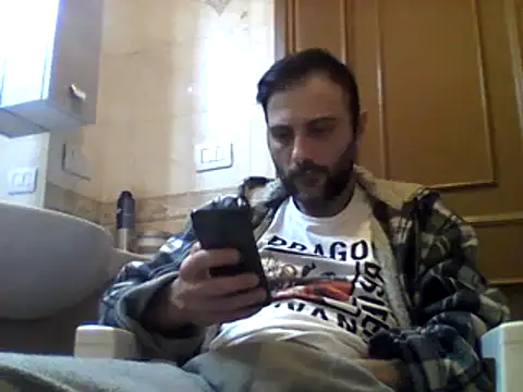 Snapshot of coppiasenzacensura chatting on 03-01-25, 01:40 coppiasenzacensura online show from 03-01-25, 01:40