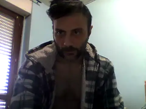 Snapshot of coppiasenzacensura chatting on 03-06-25, 01:24 coppiasenzacensura online show from 03-06-25, 01:24