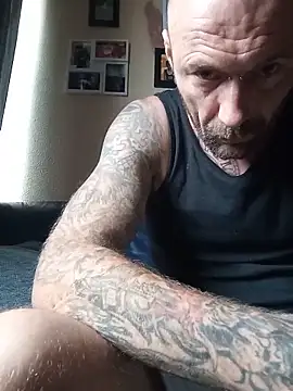 PIercingBoy38 online show from 07-01-26, 10:37
