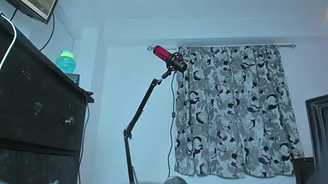 eileen pinkman online show from 10-28-25, 02:56