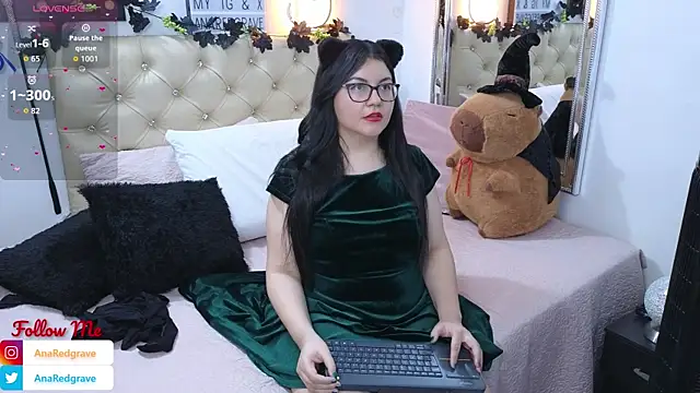 AnnaRedgrave online show from 11-23-25, 08:24