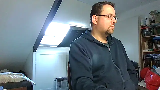 rdewaard81 online show from 10-01-25, 08:41