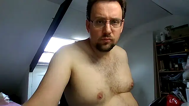 rdewaard81 online show from 09-10-25, 08:02