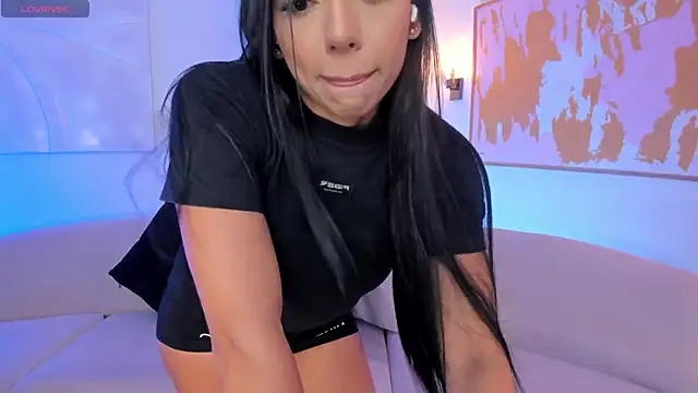 LizzHamilton   online show from 09-27-25, 08:15