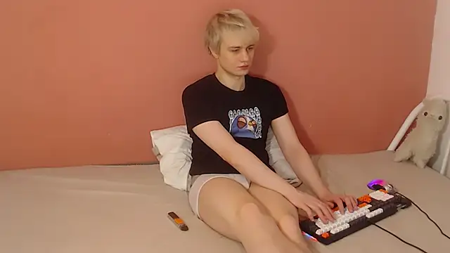 Oliver sweet  online show from 03-20-26, 12:55