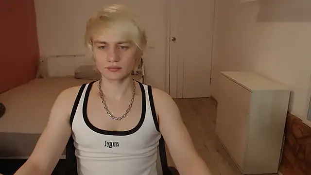 Oliver sweet  online show from 02-26-26, 01:27