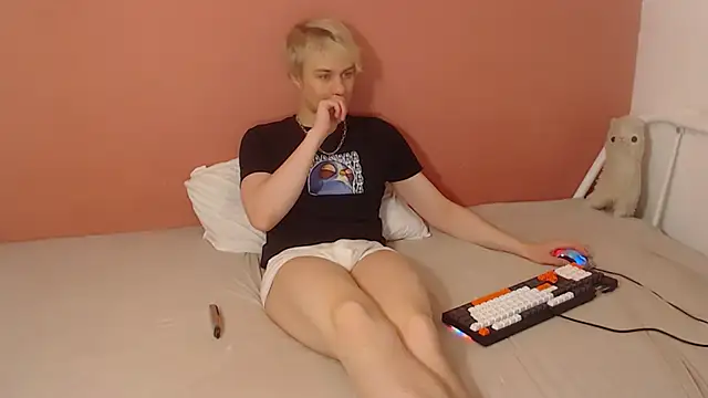 Oliver sweet  online show from 03-27-26, 01:14