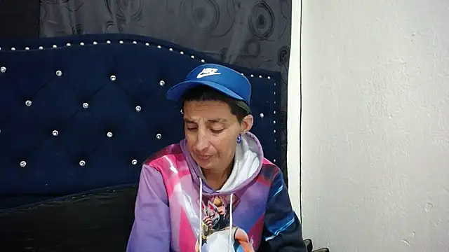 Snapshot of anyu1306 chatting on 03-02-25, 01:47 anyu1306 online show from 03-02-25, 01:47