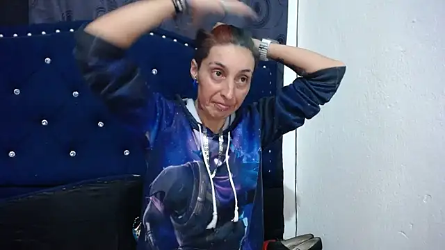 Snapshot of anyu1306 chatting on 02-23-25, 05:45 anyu1306 online show from 02-23-25, 05:45