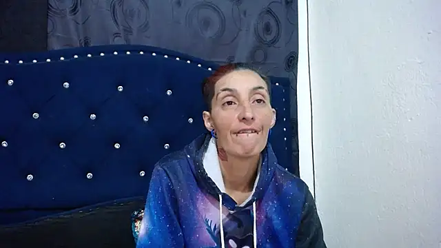 Snapshot of anyu1306 chatting on 02-18-25, 02:05 anyu1306 online show from 02-18-25, 02:05