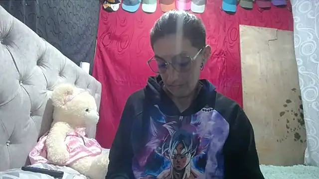 Snapshot of anyu1306 chatting on 11-15-25, 01:31 anyu1306 online show from 11-15-25, 01:31