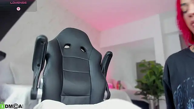 Miss sagitario online show from 09-30-25, 12:11