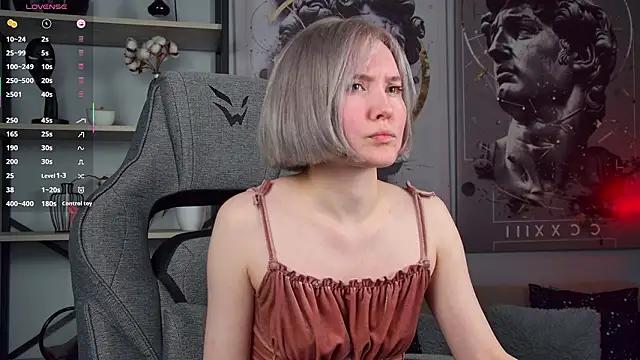 ReiYosimoto online show from 03-24-26, 05:35